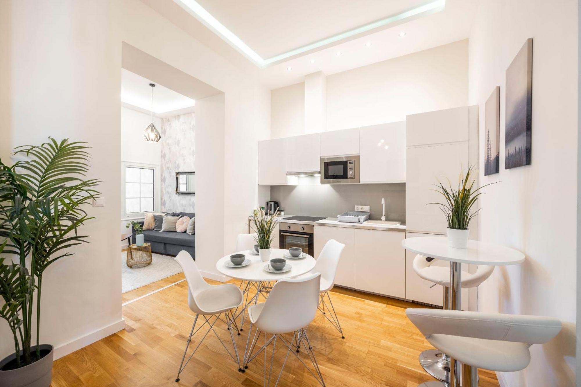 Luxury Quentin Apartment 3 Bedrm, 2 Bathrm Budapest Kültér fotó