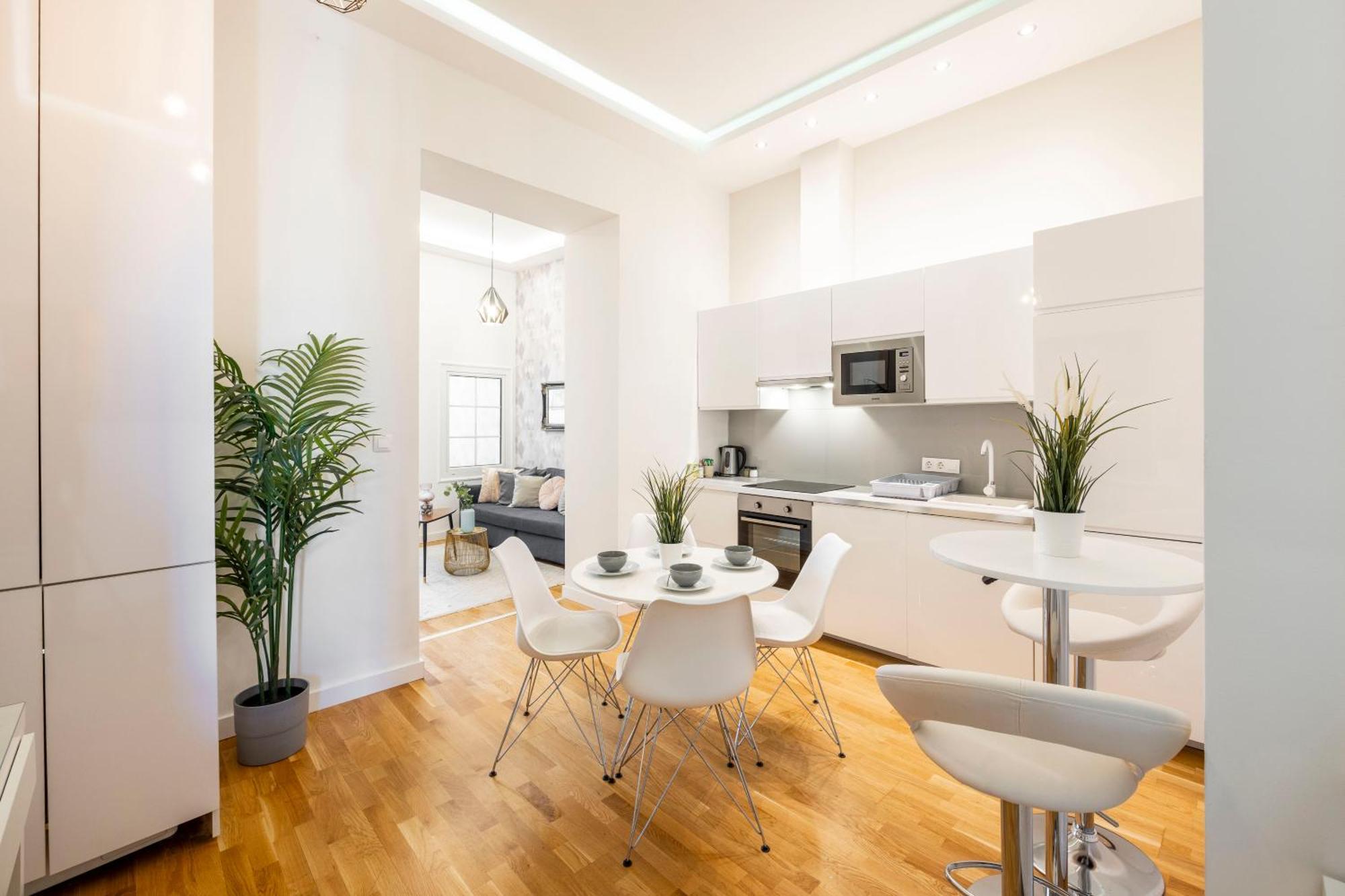 Luxury Quentin Apartment 3 Bedrm, 2 Bathrm Budapest Kültér fotó